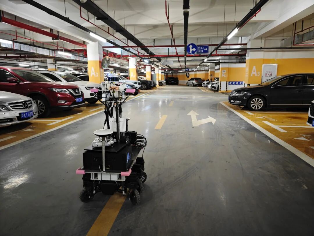 图2 室内NLOS测试场景 图2 室内NLOS测试场景